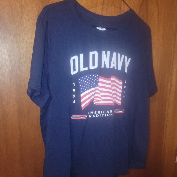 Old Navy Flag Tee - Picture 3 of 6